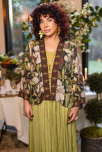 Load image into Gallery viewer, Fleur De Lune Pixie Duster Crop Kimono w/ Florals & Bees