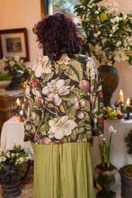 Load image into Gallery viewer, Fleur De Lune Pixie Duster Crop Kimono w/ Florals & Bees