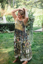 Load image into Gallery viewer, I Dream in Flowers Bohéme Long Maxi Slip Dress With Bee