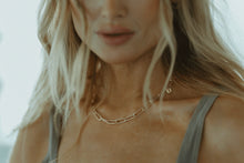 Load image into Gallery viewer, Connection Paperclip Chain Necklace Gold