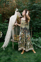 Load image into Gallery viewer, I Dream in Flowers Bohéme Long Maxi Slip Dress With Bee