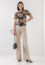 Load image into Gallery viewer, Butterfly Ruched Sleeves Top