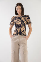 Load image into Gallery viewer, Butterfly Ruched Sleeves Top
