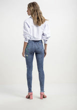 Load image into Gallery viewer, Flower Power Jeans