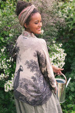 Load image into Gallery viewer, Still I Rise Pixie Duster Cropped Kimono w/Sunrise Woman
