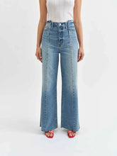 Load image into Gallery viewer, Dream On Vintage Palazzo Jean
