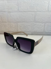 Load image into Gallery viewer, Assorted Fashion Sunglasses
