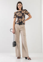 Load image into Gallery viewer, Butterfly Ruched Sleeves Top

