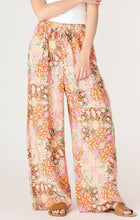 Load image into Gallery viewer, Amanda Flowy Pant
